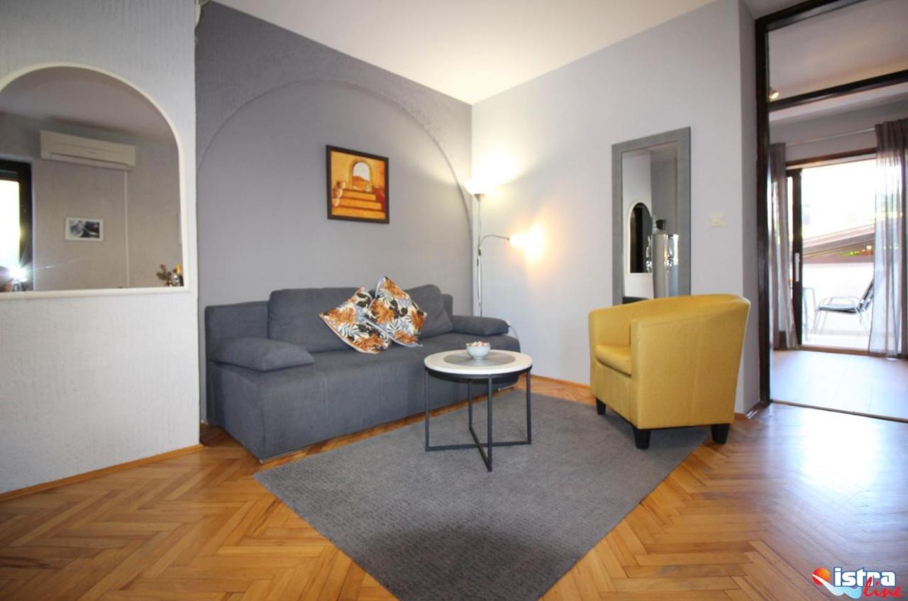 פורץ Dr. Igda Apartments מראה חיצוני תמונה