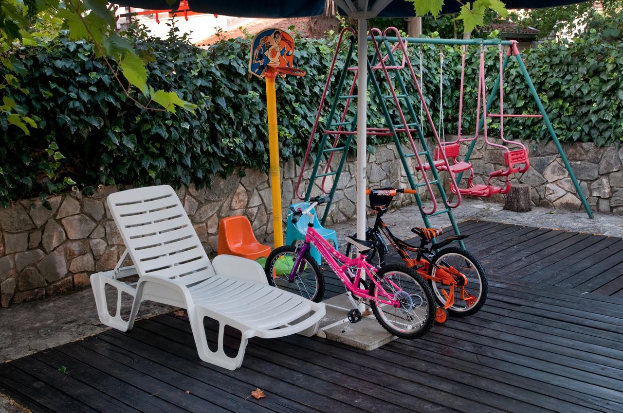 פורץ Dr. Igda Apartments מראה חיצוני תמונה