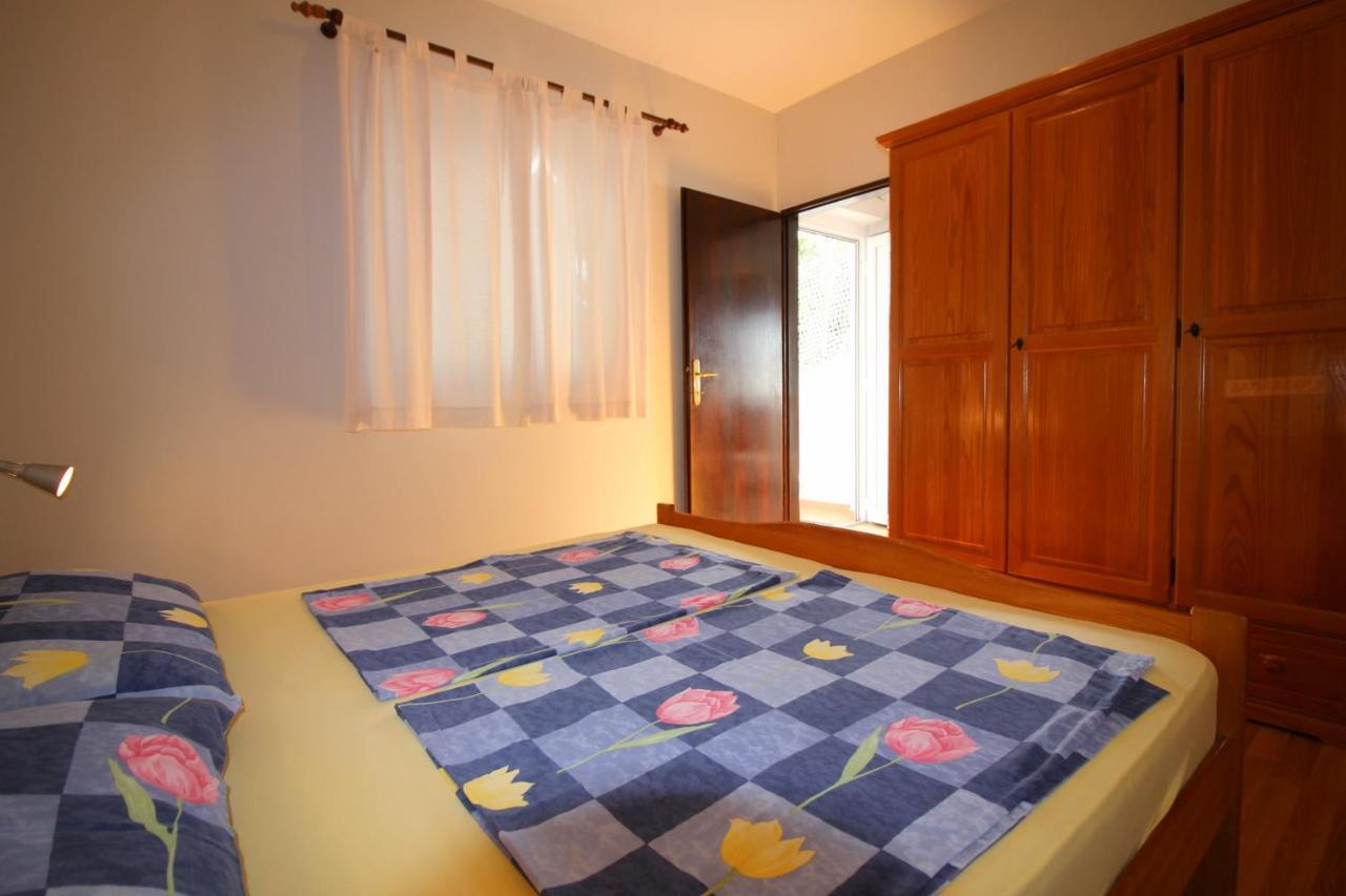 פורץ Dr. Igda Apartments מראה חיצוני תמונה